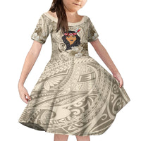 Personalized New Zealand Women's Day Family Matching Tank Maxi Dress and Hawaiian Shirt Maori Girl Feathers of Hope - Beige LT9 Daughter's Dress Beige - Polynesian Pride
