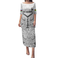 New Caledonia Football Custom Family Matching Puletasi and Hawaiian Shirt Go Champions Les Cagous LT9 Mom's Dress White - Polynesian Pride