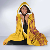 Queensland Papua New Guinea Custom Hooded Blanket All Gold Pacific PNG Tribal Style LT9 - Polynesian Pride