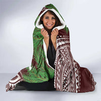 Christmas Hawaii with I'iwi Bird Hooded Blanket Aloha Mele Kalikimaka - Oxblood Art LT9 - Polynesian Pride