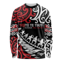 Honour The Treaty New Zealand Personalised Long Sleeve Shirt Toitu Te Tiriti Half Fern with Haka dance LT9 Unisex Black - Polynesian Pride