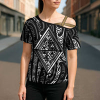 New Zealand Maori Taniko Cross Shoulder Shirt Black Kowhaiwhai Puhoro LT9 - Polynesian Pride