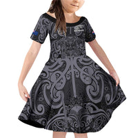 Custom New Zealand Taiaha Maori Family Matching Off Shoulder Short Dress and Hawaiian Shirt Minimalist Silver Fern All Black LT9 Daughter's Dress Black - Polynesian Pride
