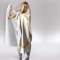 Aloha Lei Mikioi Hooded Blanket Gold Polynesian Tribal Tatau Pattern