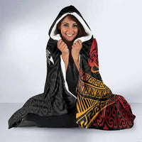 Papua New Guinea Sepik Personalised Hooded Blanket PNG Bird of Paradise Tattoo LT9 - Polynesian Pride