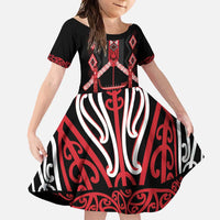 Toitu Te Tiriti Waitangi Family Matching Short Sleeve Bodycon Dress and Hawaiian Shirt Black Wharenui House LT9 Daughter's Dress Black - Polynesian Pride