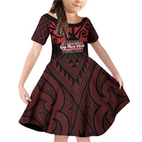 Personalised Keep Maori Wards New Zealand Family Matching Off Shoulder Short Dress and Hawaiian Shirt Stronger Together Aotearoa Taniko LT14 Daughter's Dress Black - Polynesian Pride