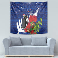 New Zealand Christmas In July Tapestry Fiordland Penguin With Pohutukawa Flower LT14 - Polynesian Pride