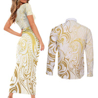 Gold And White Aotearoa Horse Racing Couples Matching Short Sleeve Bodycon Dress and Long Sleeve Button Shirt NZ Maori Pattern LT14 - Polynesian Pride