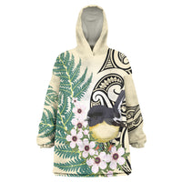Endemic Tomtit New Zealand Wearable Blanket Hoodie Miromiro Manuka Silver Fern Maori Pattern LT14 One Size Cream - Polynesian Pride