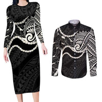 Aloha Hawaii Kalo Pikake Lei Couples Matching Long Sleeve Bodycon Dress and Long Sleeve Button Shirt Chest Tattoo Black Hawaiian Pattern LT14 Black - Polynesian Pride