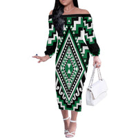 Green Aotearoa Taniko Poutama Patikitiki Family Matching Off The Shoulder Long Sleeve Dress and Hawaiian Shirt LT14 Mom's Dress Green - Polynesian Pride