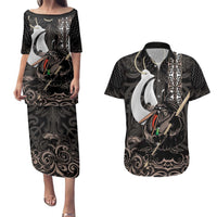 Aotearoa Hei Matau Couples Matching Puletasi and Hawaiian Shirt Haka Kiwi Mix Maori Mangopare LT14 Black - Polynesian Pride