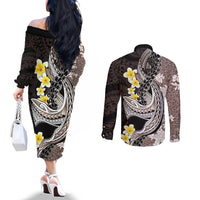 Brown and Black Hawaii Shark Tattoo Couples Matching Off The Shoulder Long Sleeve Dress and Long Sleeve Button Shirt Puakenikeni Lei Plumeria Polynesian Pattern LT14 - Polynesian Pride