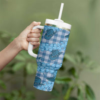 Cyan Palaka Hawaii Cowboy Tumbler With Handle Puakenikeni Lei Paniolo Papale Seamless Vibes LT14 - Polynesian Pride