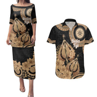 Black Bula Fiji Couples Matching Puletasi and Hawaiian Shirt Fijian Dance Fan Tapa Cloth Pattern LT14 Black - Polynesian Pride