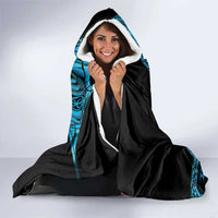 Turquoise New Zealand Kowhai And Piwakawaka Hooded Blanket Maori Ngaru Paua Shell LT14 - Polynesian Pride