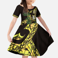 Yellow New Zealand Kowhai And Piwakawaka Kid Short Sleeve Dress Maori Ngaru Paua Shell LT14 KID Yellow - Polynesian Pride