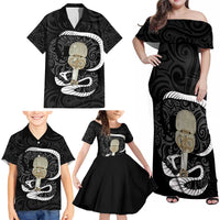 Black New Zealand Eel Family Matching Off Shoulder Maxi Dress and Hawaiian Shirt Aotearoa Maori Tuna With Kotiate Weapon LT14 - Polynesian Pride