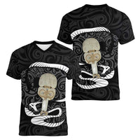 Black New Zealand Eel Women V-Neck T-Shirt Aotearoa Maori Tuna With Kotiate Weapon LT14 - Polynesian Pride
