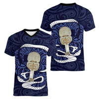 Blue New Zealand Eel Women V-Neck T-Shirt Aotearoa Maori Tuna With Kotiate Weapon LT14 - Polynesian Pride
