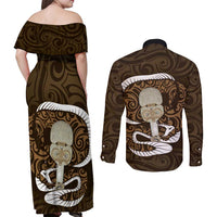 Gold New Zealand Eel Couples Matching Off Shoulder Maxi Dress and Long Sleeve Button Shirt Aotearoa Maori Tuna With Kotiate Weapon LT14 - Polynesian Pride