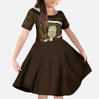 Gold New Zealand Eel Family Matching Tank Maxi Dress and Hawaiian Shirt Aotearoa Maori Tuna With Kotiate Weapon LT14 Daughter's Dress Gold - Polynesian Pride
