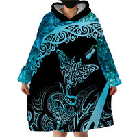New Zealand Stingray Wearable Blanket Hoodie Aotearoa Whai With Maori Paua Shell LT14 - Polynesian Pride