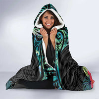 Sulphur-crested Cockatoo New Zealand Hooded Blanket Paua Shell Aotearoa Maori Tropical Flowers LT14 - Polynesian Pride