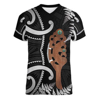 New Zealand Maripi Women V-Neck T-Shirt Silver Fern Mix Aotearoa Maori Pattern LT14 Female Black - Polynesian Pride
