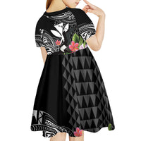 Hawaii Iwa Bird Kid Short Sleeve Dress Great Frigatebird Kanaka Tropical Flowers LT14 - Polynesian Pride