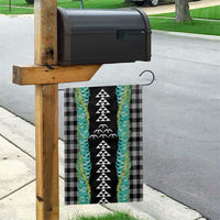 Black Palaka Hawaii Iwa Bird Garden Flag Hawaiian Kakau Jade Vine Lei - Polynesian Pride