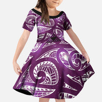 Matariki New Zealand Family Matching Off The Shoulder Long Sleeve Dress and Hawaiian Shirt NZ Niho Taniwha Maori New Year Purple Galaxy LT14 Daughter's Dress Purple - Polynesian Pride
