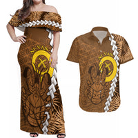 Vanuatu Coconut Crab Couples Matching Off Shoulder Maxi Dress and Hawaiian Shirt Ni-Van Tropical Leaves With Sand Drawing Art LT14 Brown - Polynesian Pride