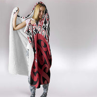 New Zealand Hooded Blanket Aotearoa Kowhaiwhai Mix Taniko Art - Red LT14 - Polynesian Pride