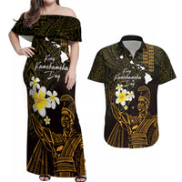 Personalised Hawaii King Kamehameha Day Couples Matching Off Shoulder Maxi Dress and Hawaiian Shirt Plumeria With Kakau Pattern - Gold LT14 Gold - Polynesian Pride