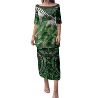 Green Traditional Cloak Aotearoa Family Matching Puletasi and Hawaiian Shirt Maori Paua Shell Korowai Pattern LT14 Mom's Dress Green - Polynesian Pride