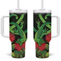 New Zealand Gecko Tumbler With Handle Aotearoa Maori With Pohutukawa Flowers LT14 One Size: 40 oz Black - Polynesian Pride