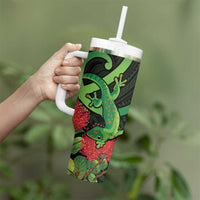 New Zealand Gecko Tumbler With Handle Aotearoa Maori With Pohutukawa Flowers LT14 - Polynesian Pride