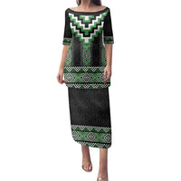 Green Taniko Pattern Aotearoa Family Matching Puletasi and Hawaiian Shirt Niho Taniwha Mix Poutama LT14 Mom's Dress Green - Polynesian Pride