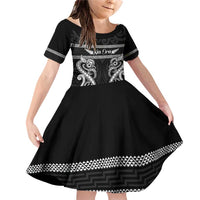 Kia Ora New Zealand Family Matching Off Shoulder Short Dress and Hawaiian Shirt Maori Language Week Pango Taniko Motif LT14 Daughter's Dress Black - Polynesian Pride
