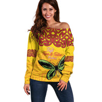 Personalised Tufi Tapa and Tattoo Festival Off Shoulder Sweater PNG Oro Butterfly Tapa Pattern LT14 Women Yellow - Polynesian Pride