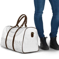 Niue White Sunday Travel Bag Tapu Fanau Ia Puakenikeni Hiapo Pattern LT14 - Polynesian Pride