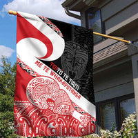 Toitu Te Tiriti Me Te Whakaputanga Garden Flag Maori Wahaika With Haka Face LT14 - Polynesian Pride