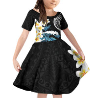Black Polynesia Family Matching Off Shoulder Short Dress and Hawaiian Shirt Polynesian Frangipani With Sea Turtles LT14 Daughter's Dress Black - Polynesian Pride