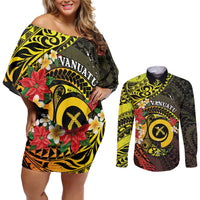 Vanuatu Christmas Couples Matching Off Shoulder Short Dress and Long Sleeve Button Shirt Vanuatuan Pig Tusk - Meri Krismas! LT14 Black - Polynesian Pride