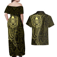 New Zealand Skull Darts Couples Matching Off Shoulder Maxi Dress and Hawaiian Shirt Aotearoa Maori Chest Tattoo Stylized Gold LT14 - Polynesian Pride