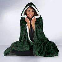 New Zealand Skull Darts Hooded Blanket Aotearoa Maori Chest Tattoo Stylized Green LT14 - Polynesian Pride