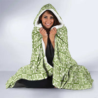 Omaomao Palaka Quilt Hawaii Hooded Blanket Hawaiian Tropical Monstera Sea Turtle