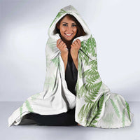 Green New Zealand Tuatara Hooded Blanket Aotearoa Sphenodon Punctatus Silver Fern LT14 - Polynesian Pride